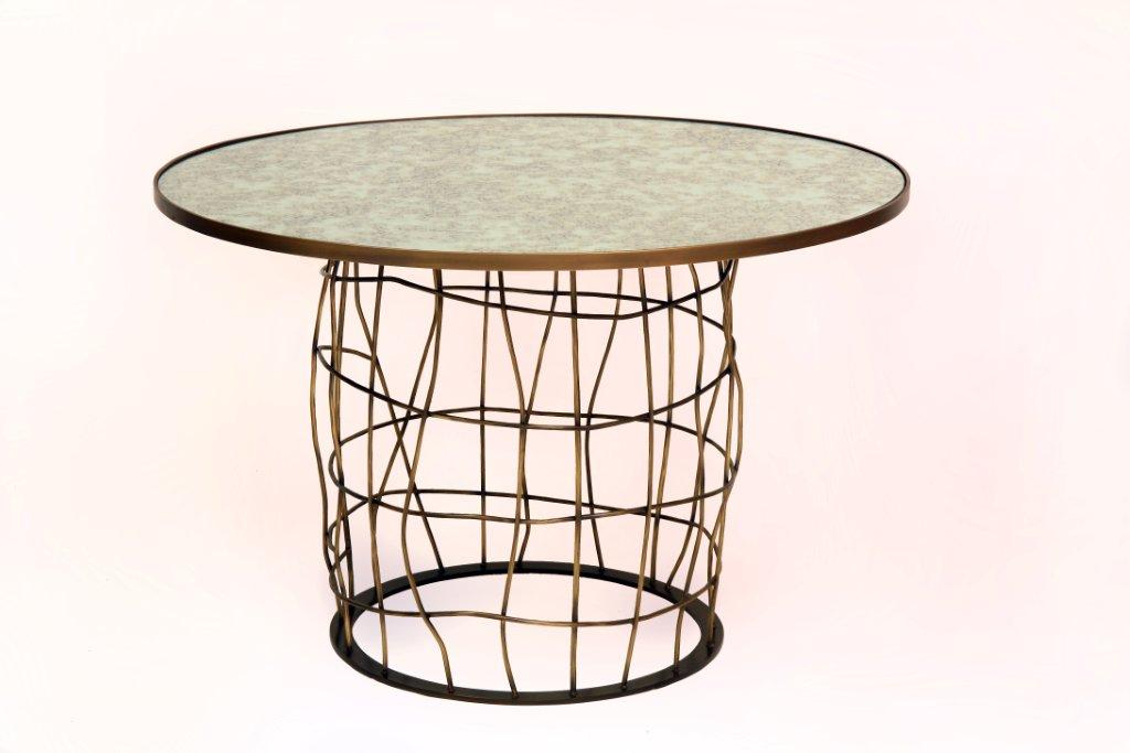 Giacometti-Style-End-Table-Bronz